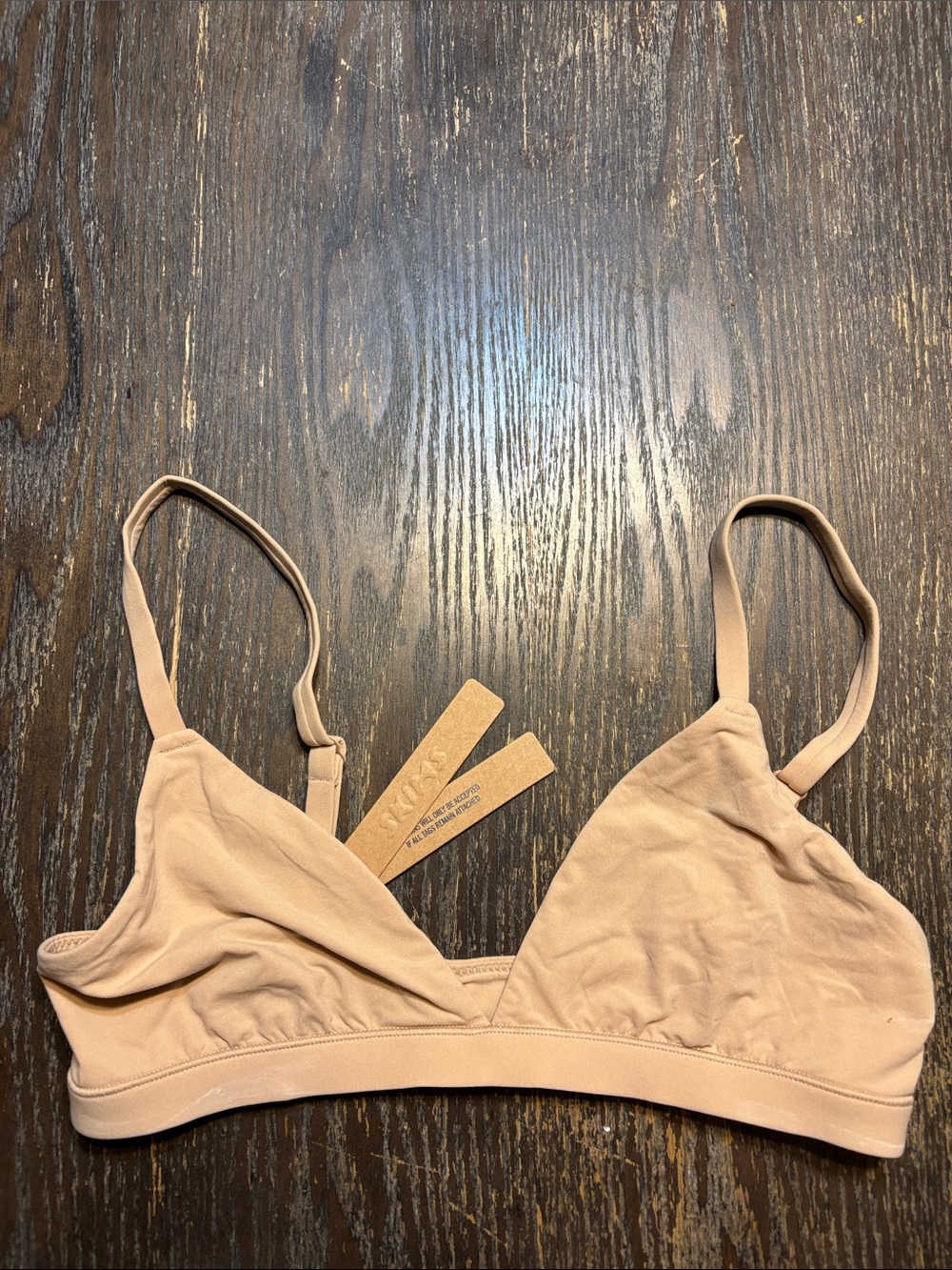 SKIMS Fits everybody triangle clay medium NWT Bralette